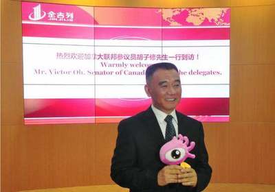 秘書長鄂學(xué)文 以學(xué)生為本，推動(dòng)自費(fèi)出國留學(xué)中介服務(wù)精準(zhǔn)精細(xì)精心發(fā)展